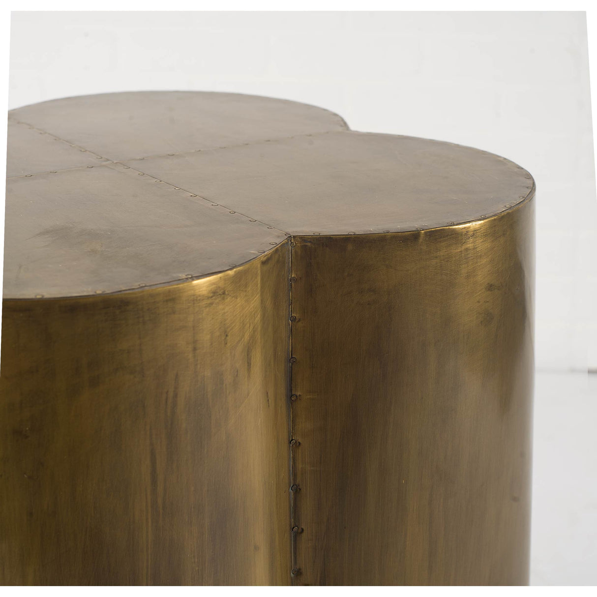 Quatrefoil 18L x 18W Gold Flower W/ Wooden Top Brass Cladding Accent Table from Mercana - Luna Furniture