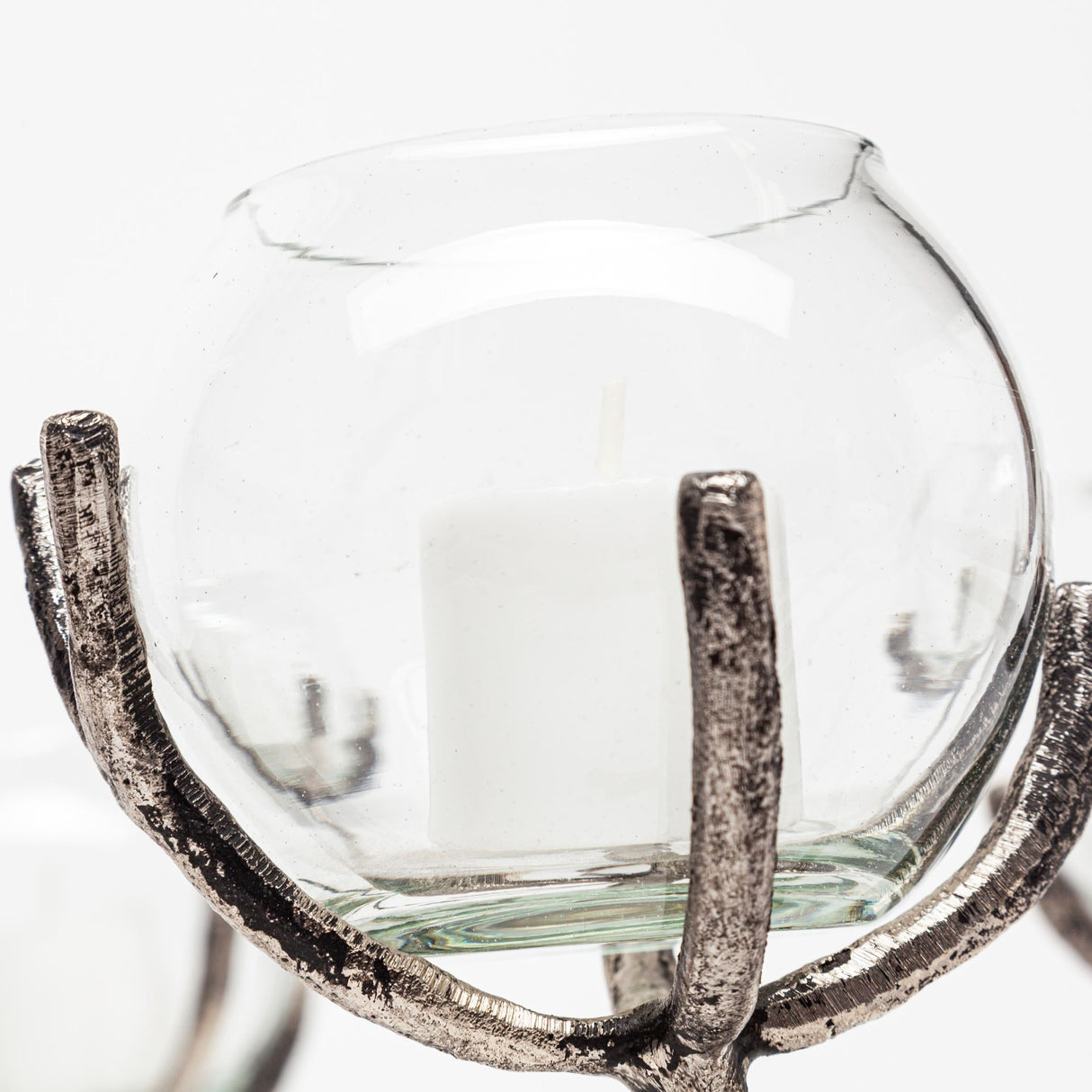 Vine I Distressed Silver Metal Creeper Five Candle Table Candle Holder from Mercana - Luna Furniture