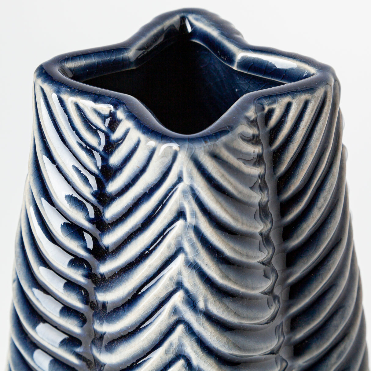 Bashir I Small Dark Navy Gloss Ceramic Vase from Mercana - Luna Furniture