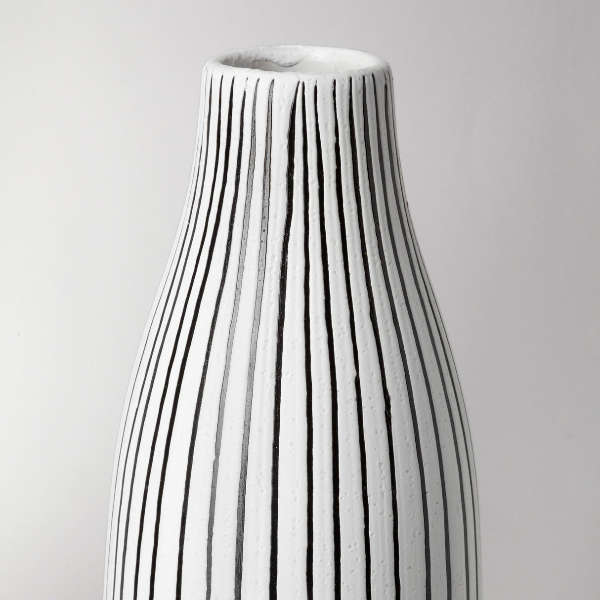 Kira I Small White Pinstripe Ceramic Vase from Mercana - Luna Furniture