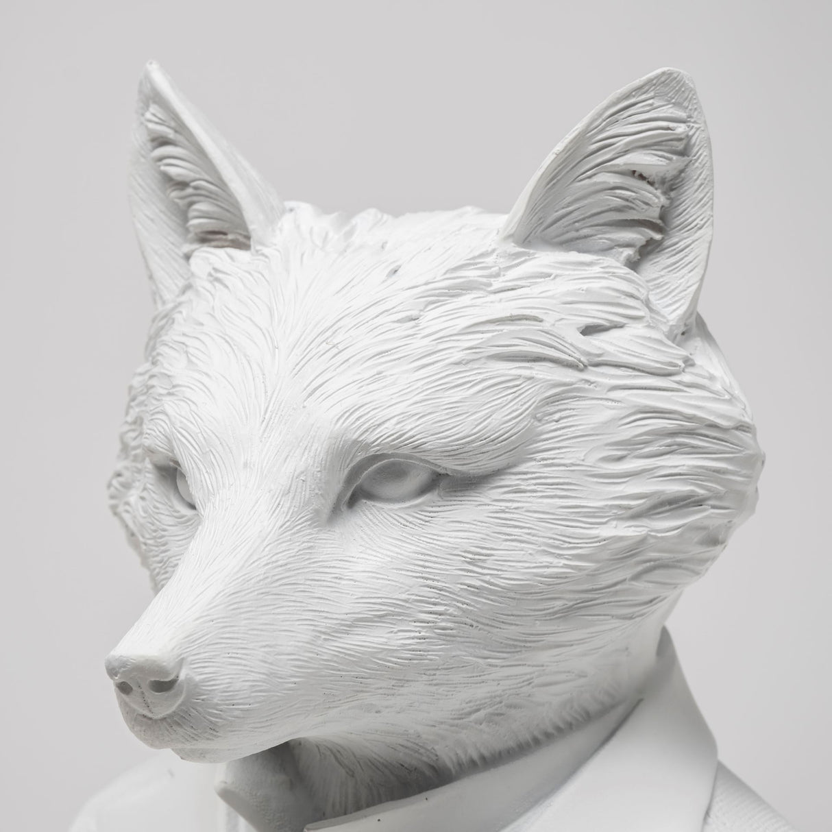Murray 6L x 5W White Resin Business Fox from Mercana - Luna Furniture