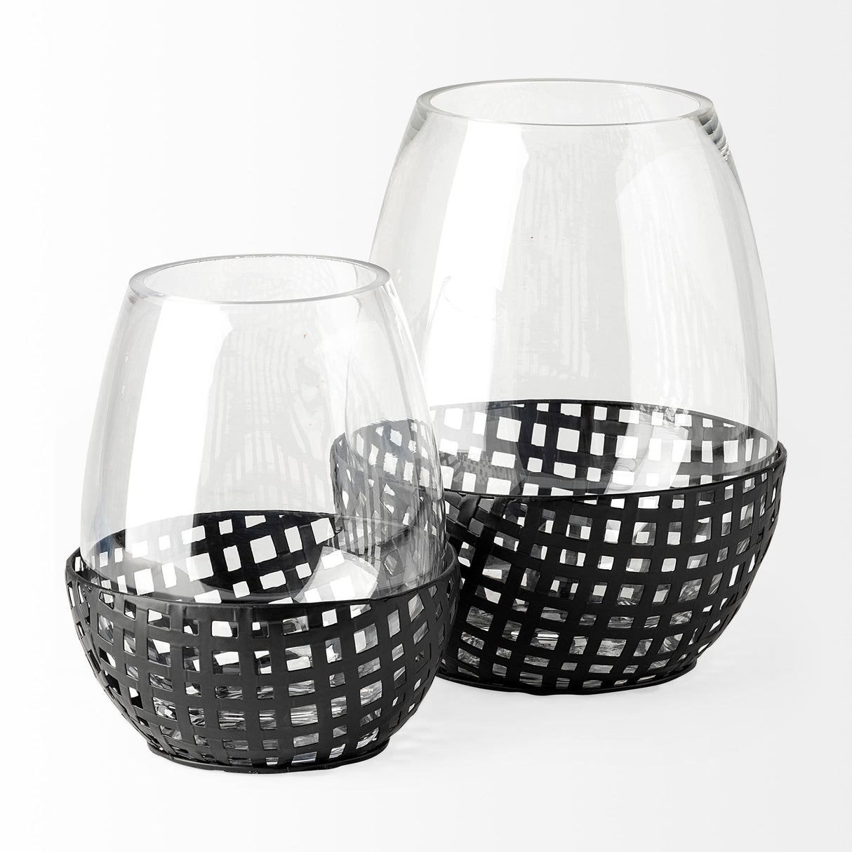 Reena I Small Black Woven Metal Base Table Candle Holder from Mercana - Luna Furniture