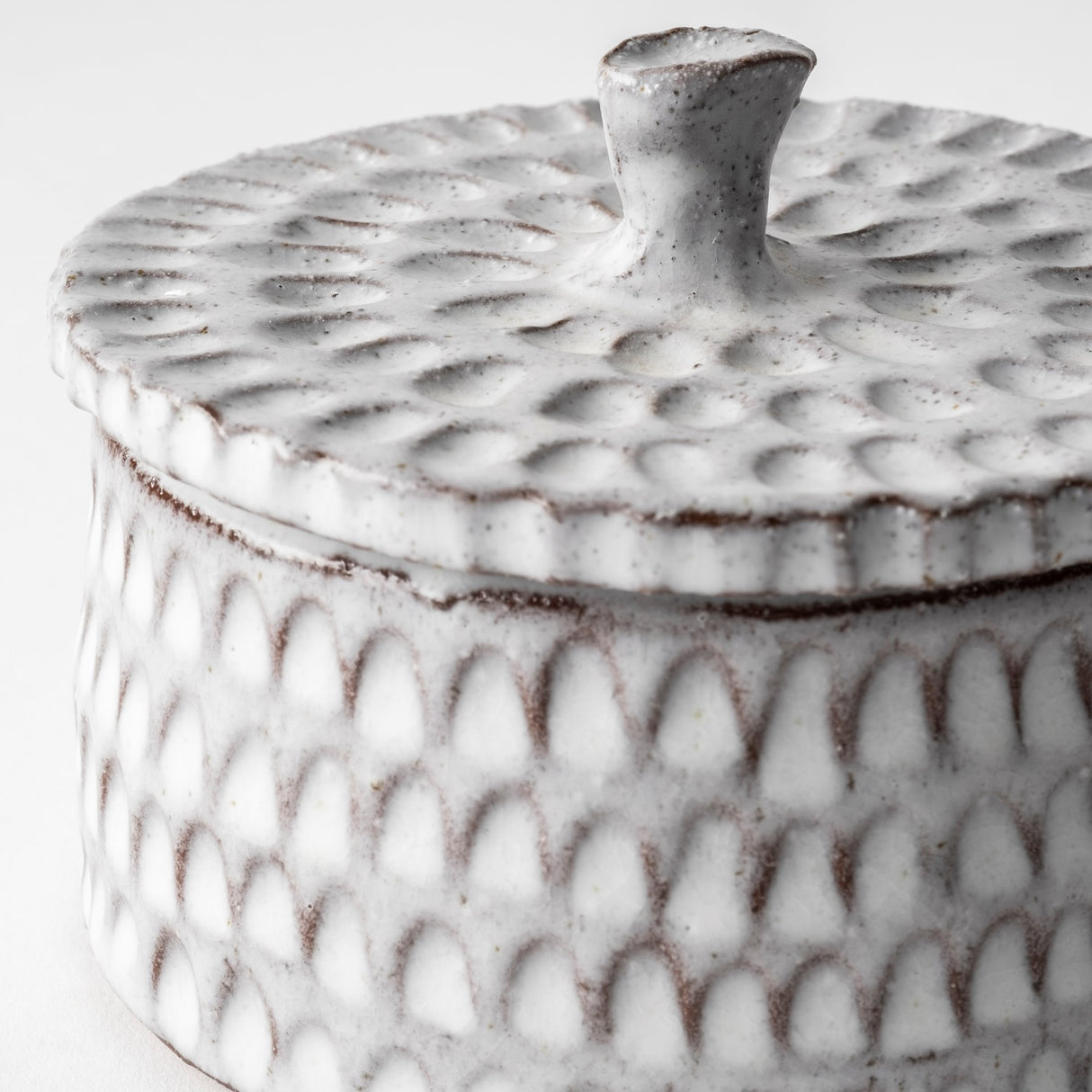 Azul (Small) 5L x 5W Gray Ceramic Detailed Decorative Box from Mercana - Luna Furniture