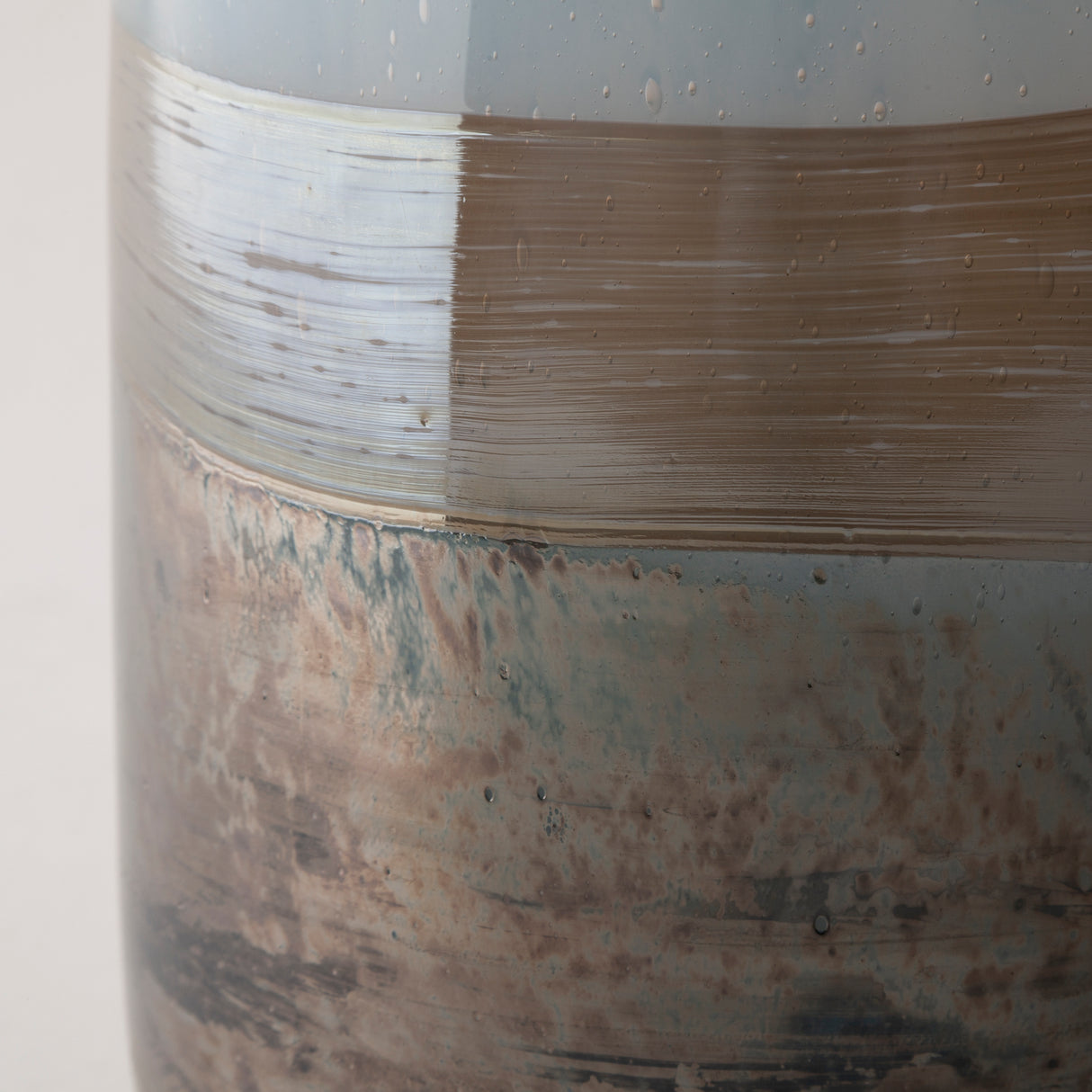 Nasser II Large Blue/Gold/Chrome Urn Style Glass Vase from Mercana - Luna Furniture