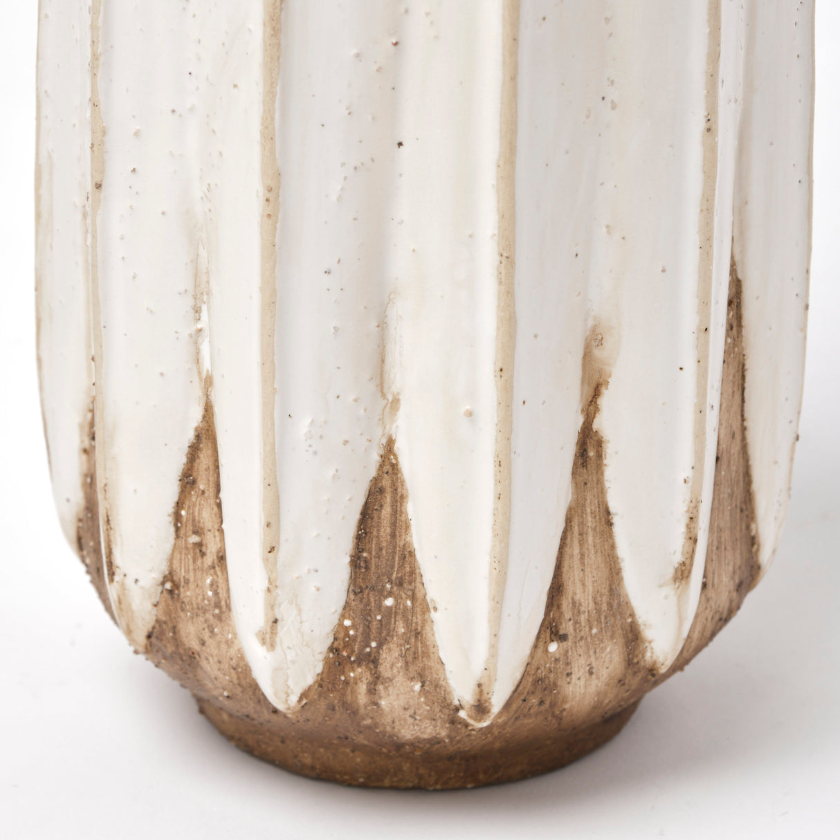 Sisko I Short Rustic Brown White Ceramic Vase from Mercana - Luna Furniture