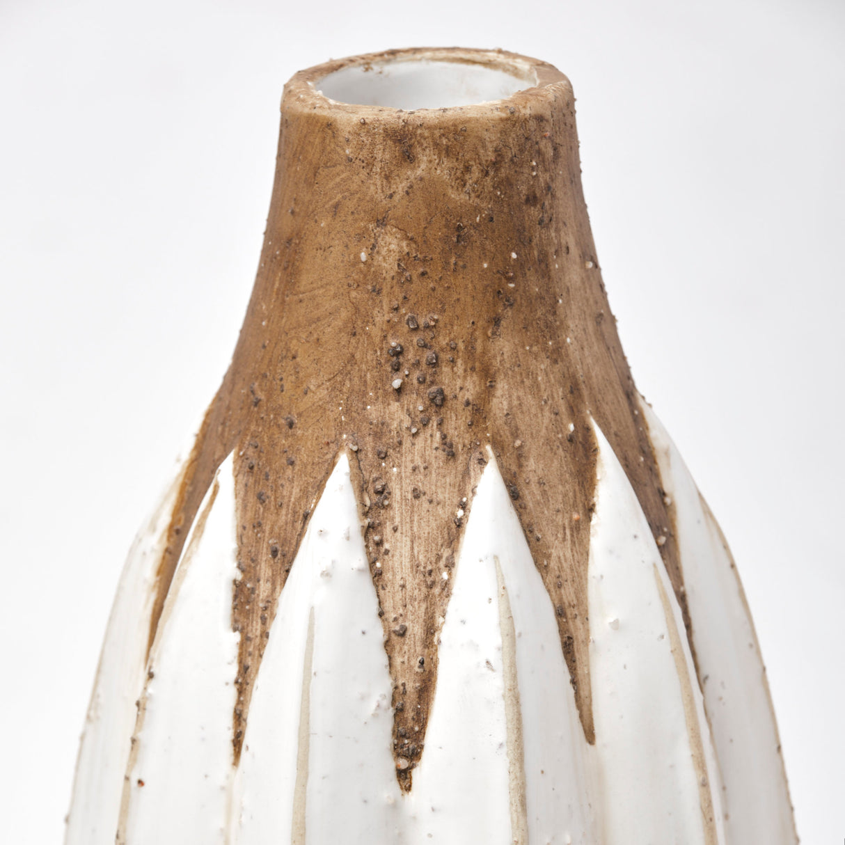Sisko II Tall Rustic Brown White Ceramic Vase from Mercana - Luna Furniture