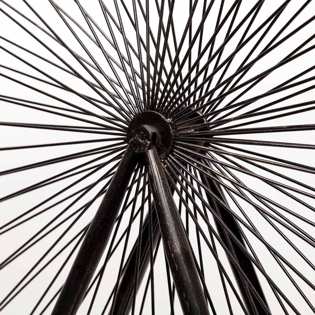 London Eye III from Mercana - Luna Furniture