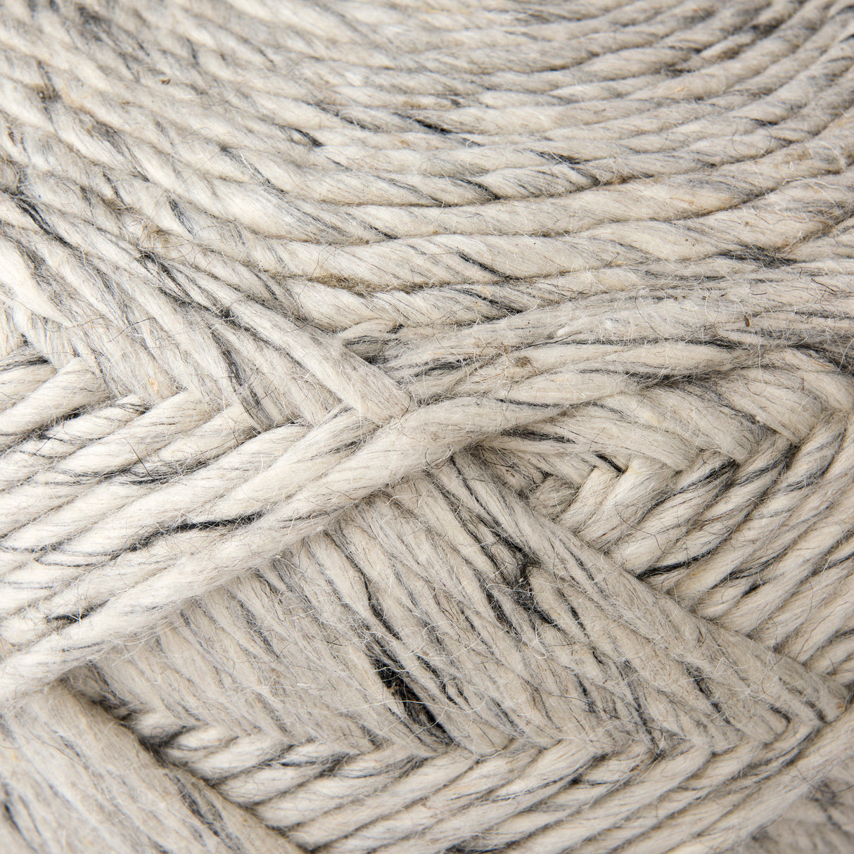 Esfera 17.7L x 15.7W x 15.7H Beige Chevron Woven Round Pouf from Mercana - Luna Furniture