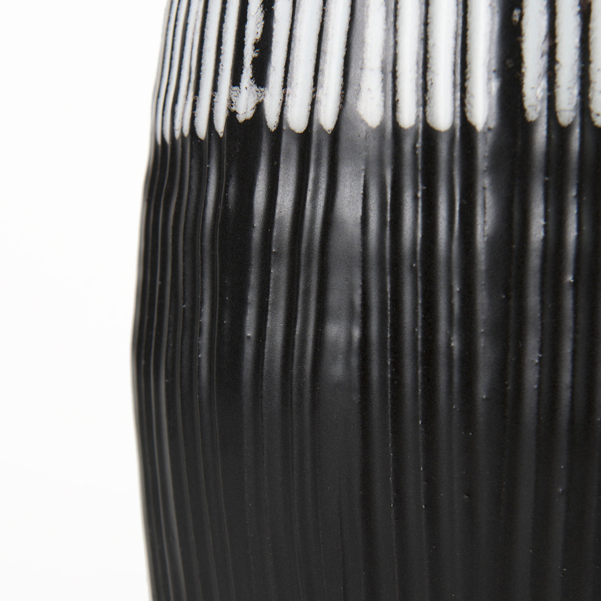 Tanami I Tall Dark Brown/White Ceramic Vase from Mercana - Luna Furniture