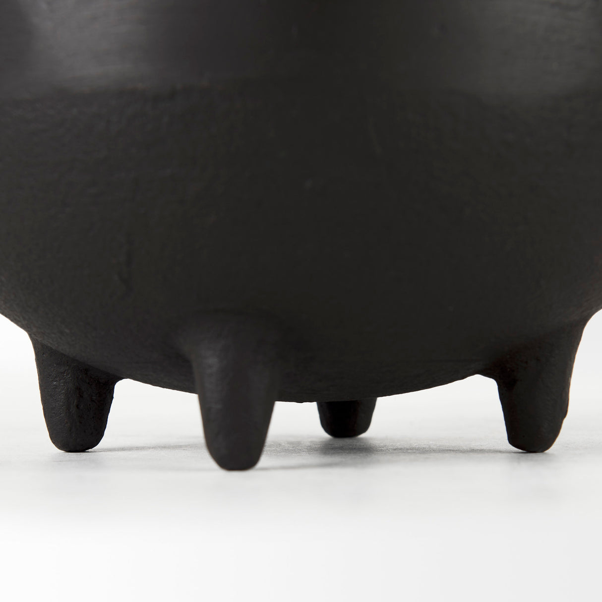Cyrus Black Spherical Vase Decorative Object from Mercana - Luna Furniture