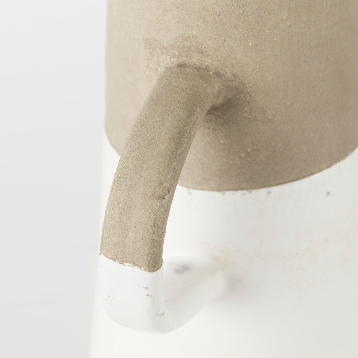 Garand Medium 15H Two-Toned White Natural Ceramic Jug from Mercana - Luna Furniture