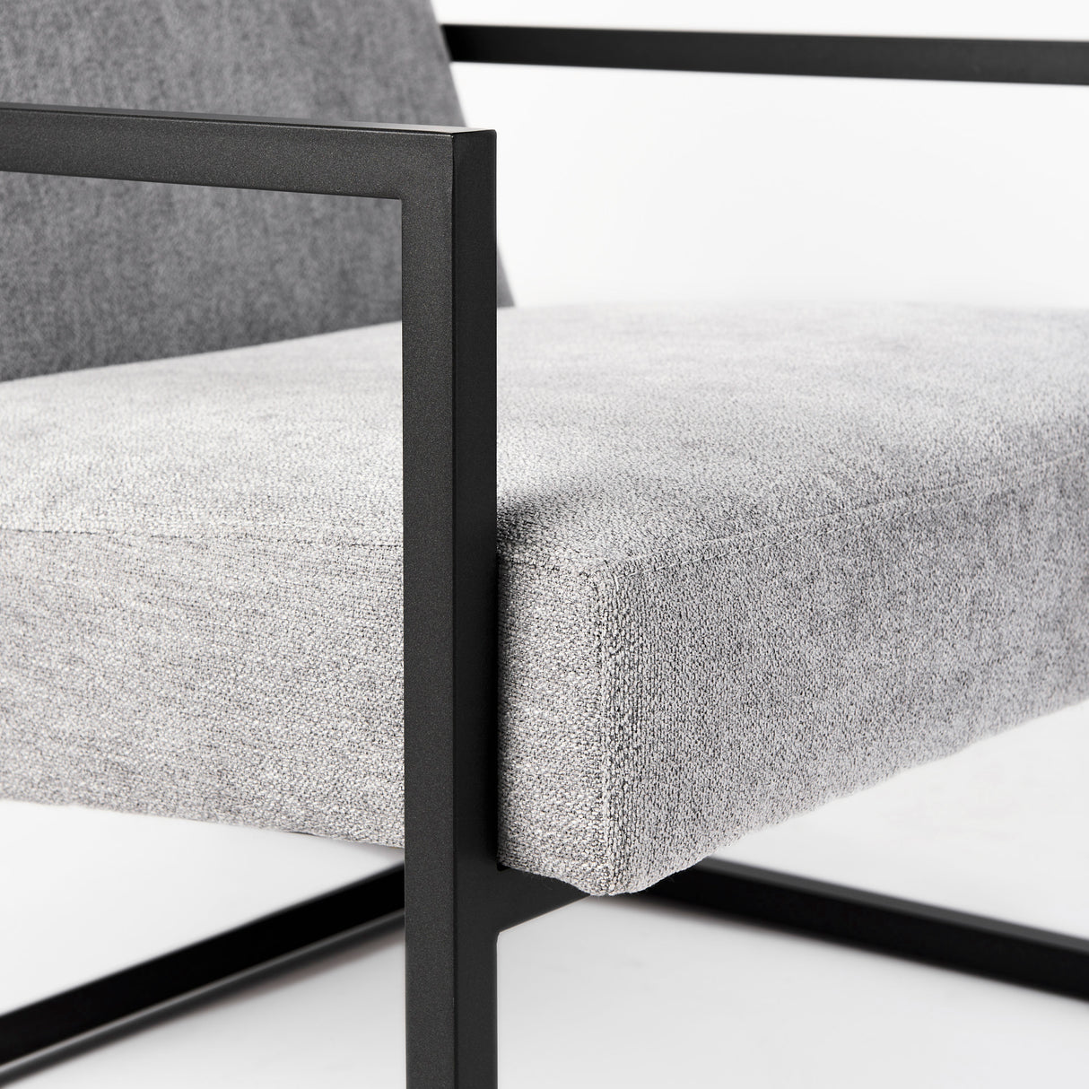 Armelle Gray Fabric Seat W/Black Metal Frame Accent Chair from Mercana - Luna Furniture