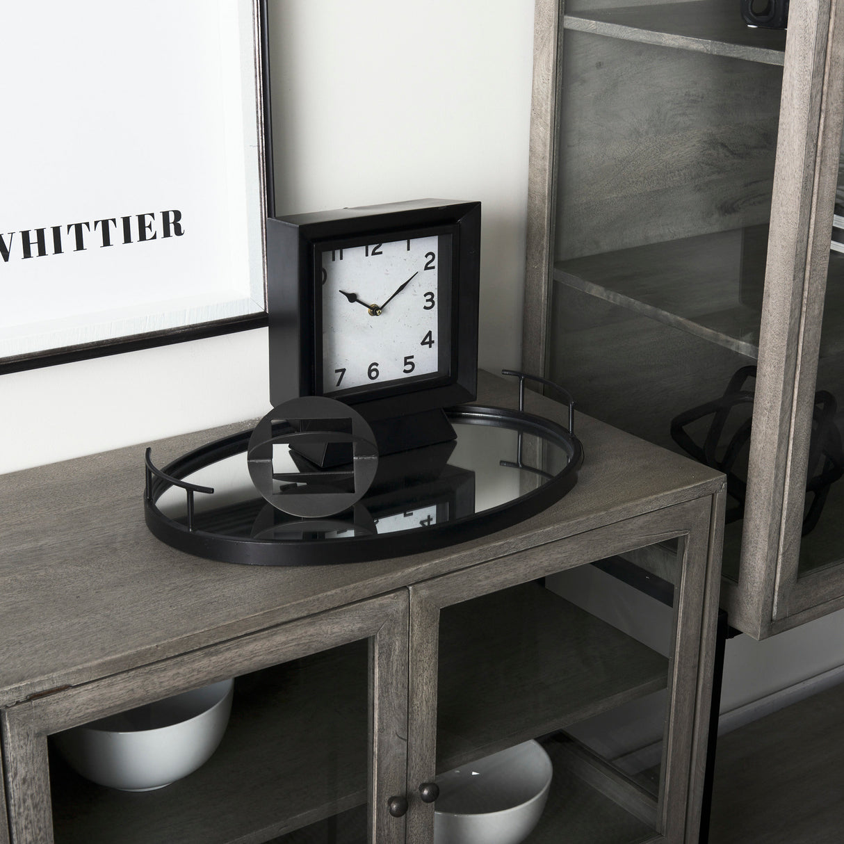 Ansel 20L x 14W Black Metal Mirrored Bottom Oval Serving Tray from Mercana - Luna Furniture