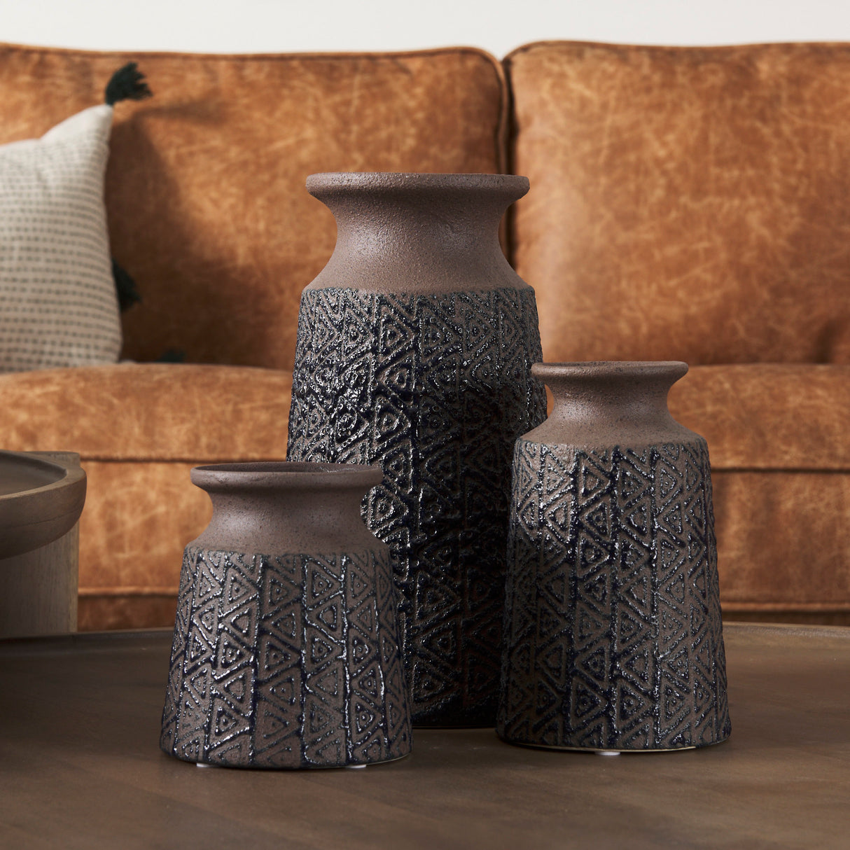 Sefina I Small Brown/Black Patterned Ceramic Vase from Mercana - Luna Furniture