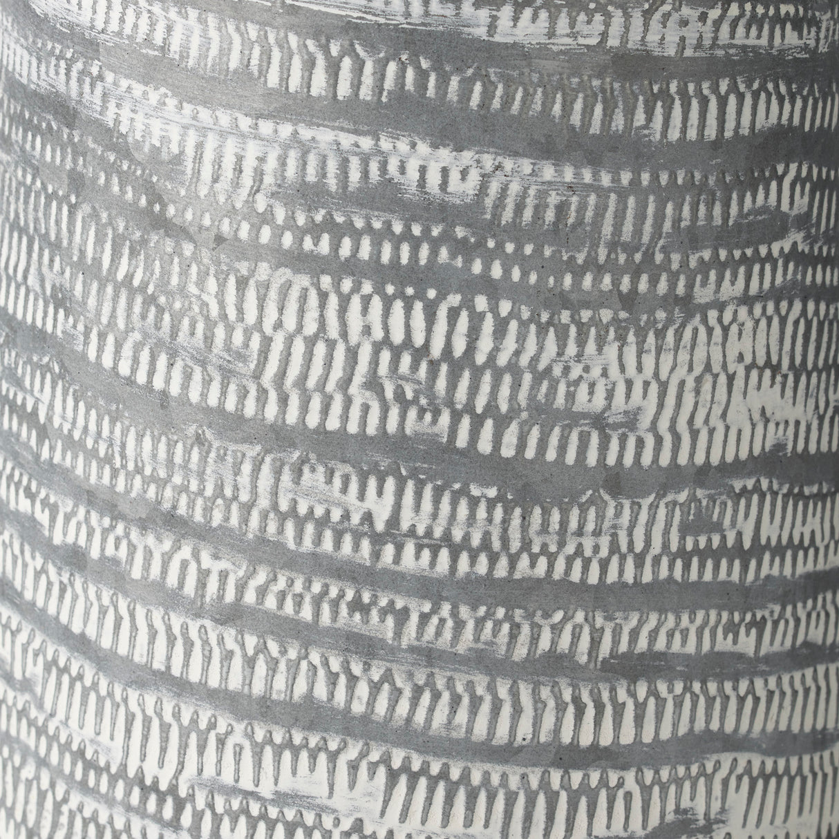 Serena II 11.2H Large Gray/White Textured Metal Jug from Mercana - Luna Furniture