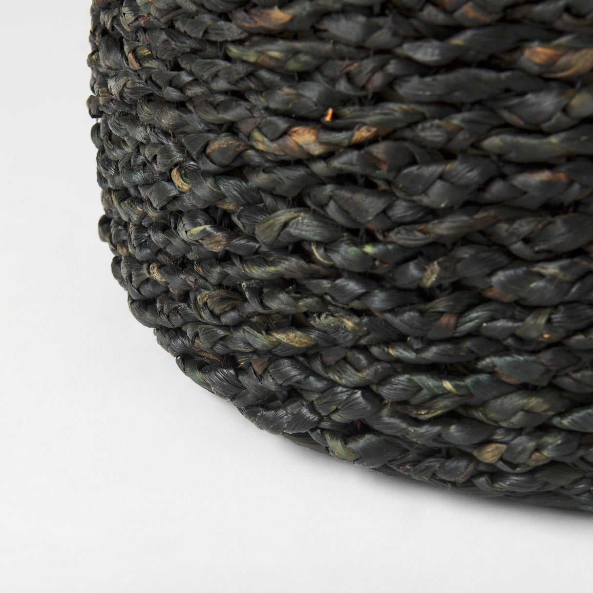 Dina 17.7L x 17.7W x 17.7H Black Cornhusk and Water Hyacinth Round Pouf from Mercana - Luna Furniture