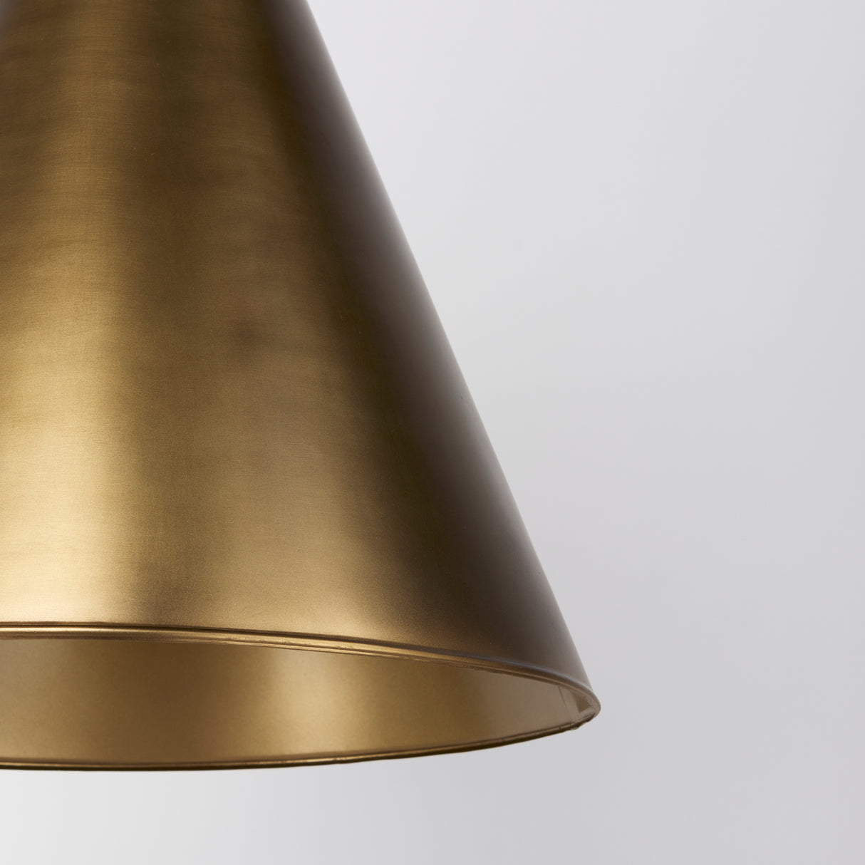 Fenton 18.0L x 18.0W x 23.0H Gold W/Gold Accents Pendant Light from Mercana - Luna Furniture