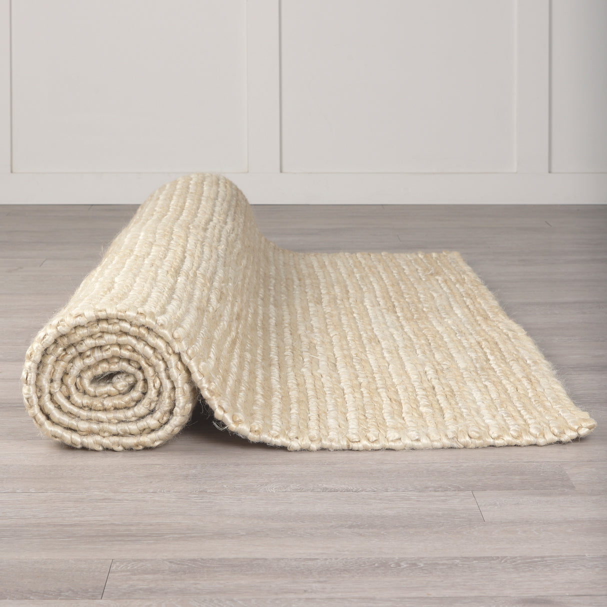 Milo 8 x 10 from Mercana - Luna Furniture