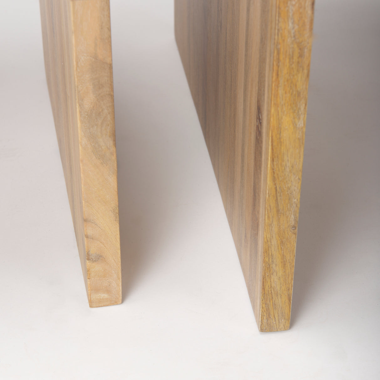 Chloe 20.0L x 20.0W x 24.0H Set of 2 Cottage Wood Nesting Accent Tables from Mercana - Luna Furniture