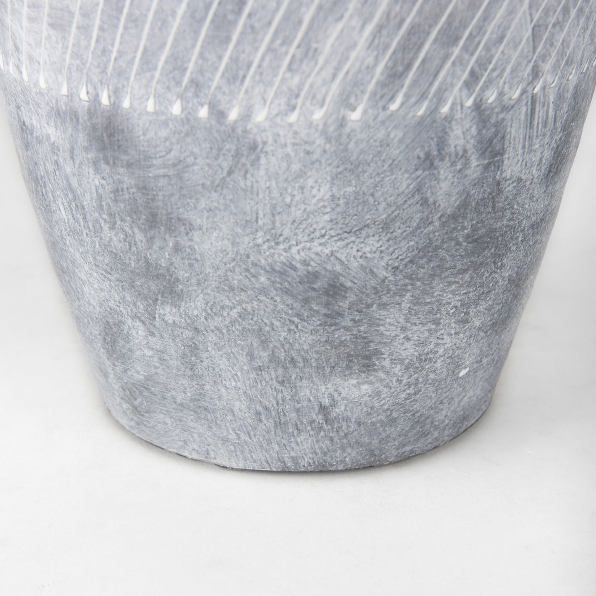 Blume 16.5H Off-White w/ Gray Textured Vase from Mercana - Luna Furniture