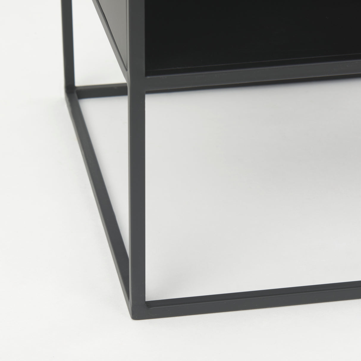 Samson 15.7L x 15.7W x 21.3H Side Table Matte Black Metal and Glass from Mercana - Luna Furniture