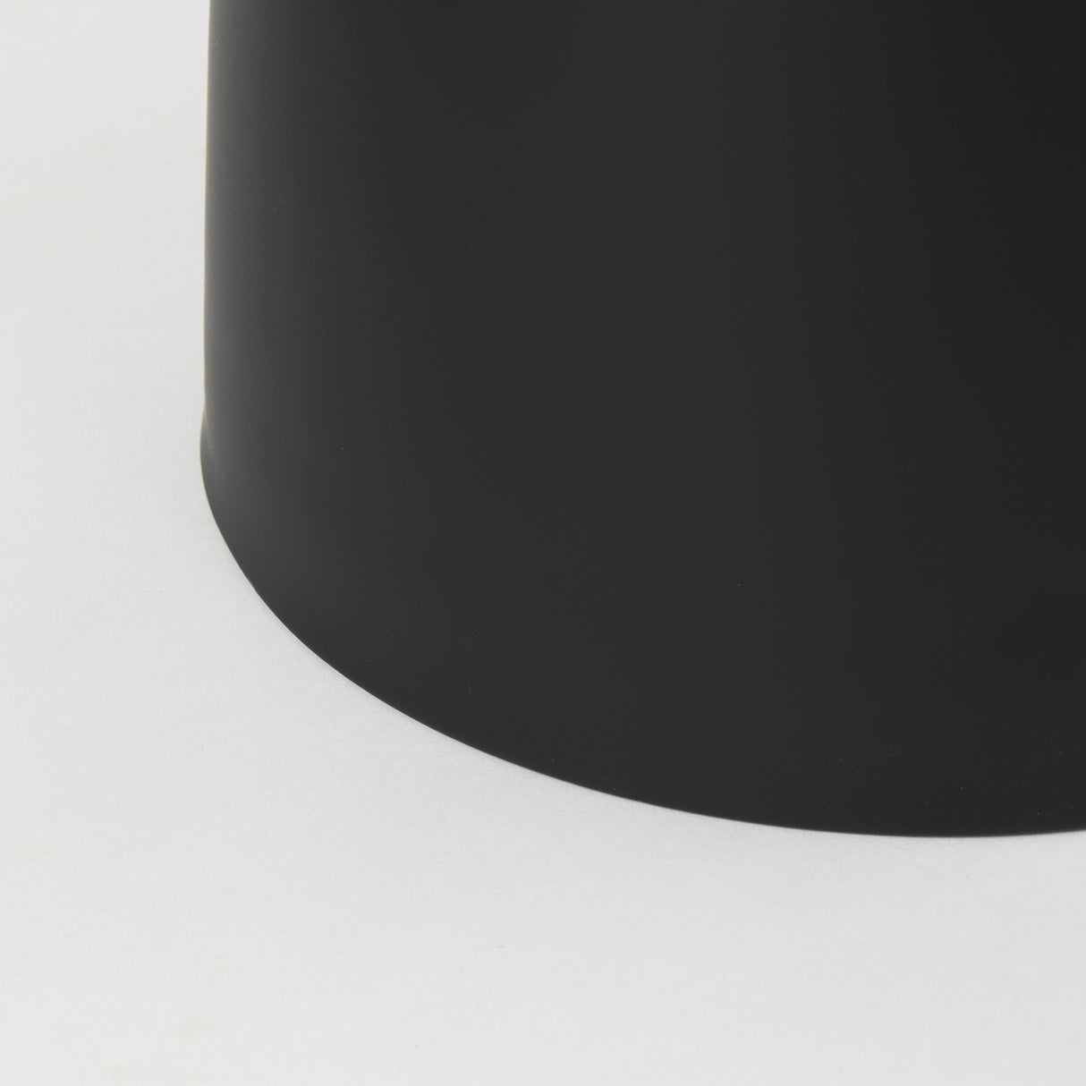 Talulla 16.5L x 16.5W x 19.7H Matte Black Metal Accent Table from Mercana - Luna Furniture