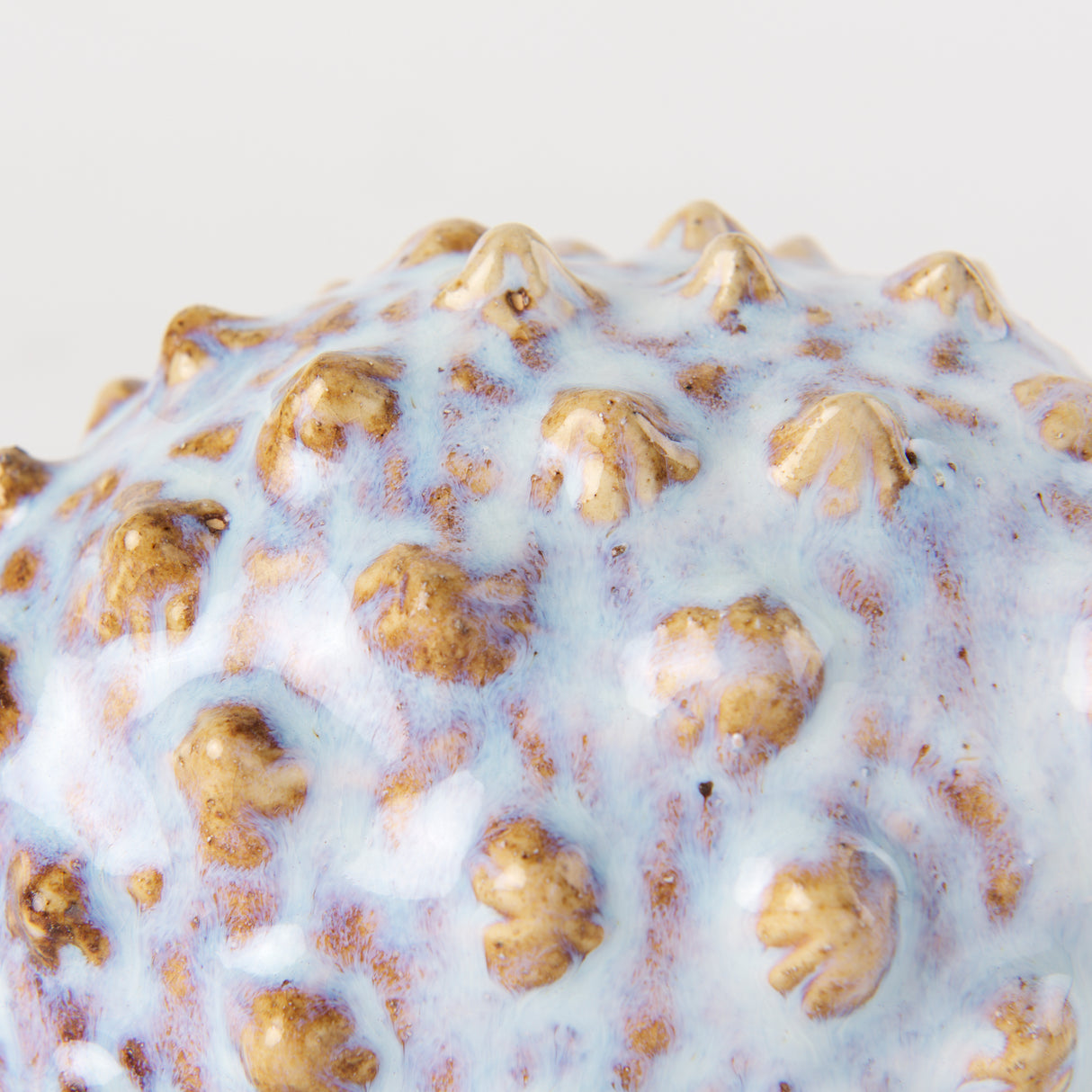 Spike I (Small) 8L x 4W Off-White Ceramic Puffer Fish from Mercana - Luna Furniture