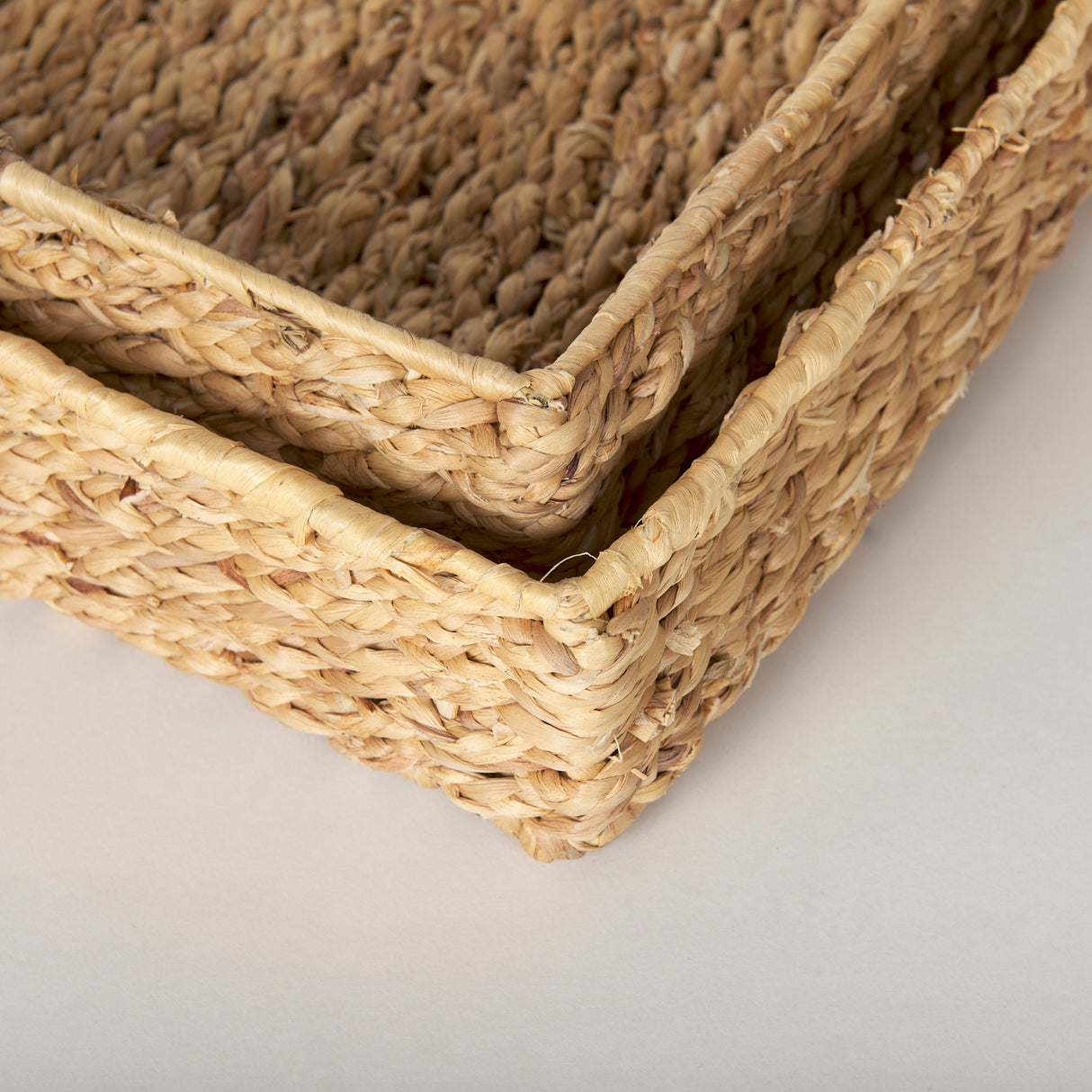 Hona Set of 2 Large Recatangular Nesting Water Hyacinth Trays from Mercana - Luna Furniture