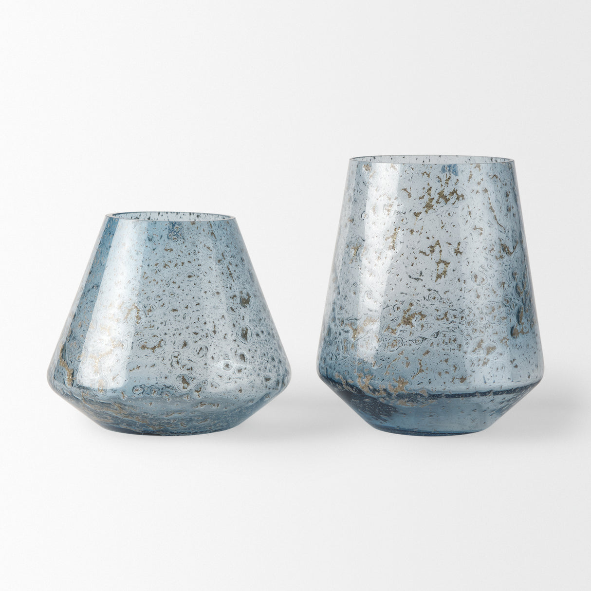 Robyn Short Blue Glass Vase from Mercana - Luna Furniture
