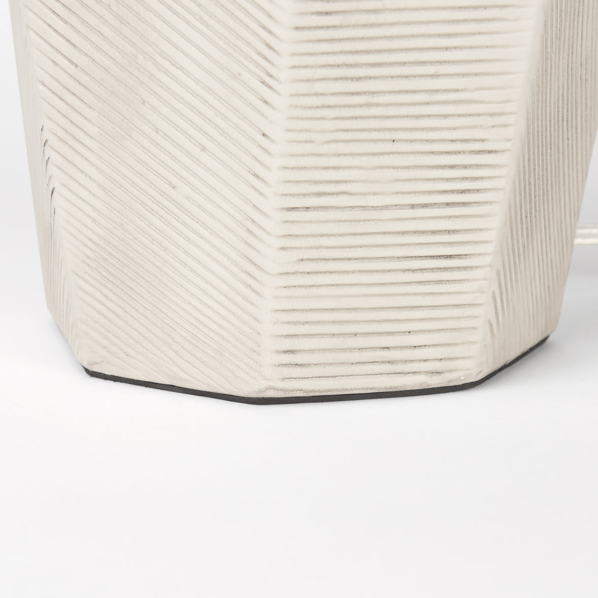 Piven White w/Antiqued Wash Textured Ceramic Table Lamp from Mercana - Luna Furniture