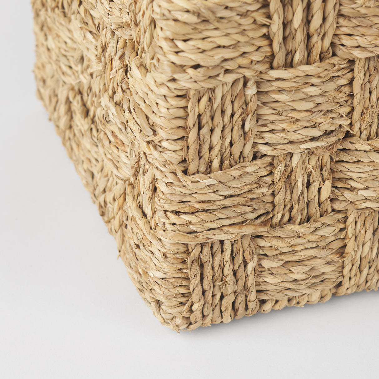 Hanalei Set of 2 Seagrass Boxes with Lids from Mercana - Luna Furniture