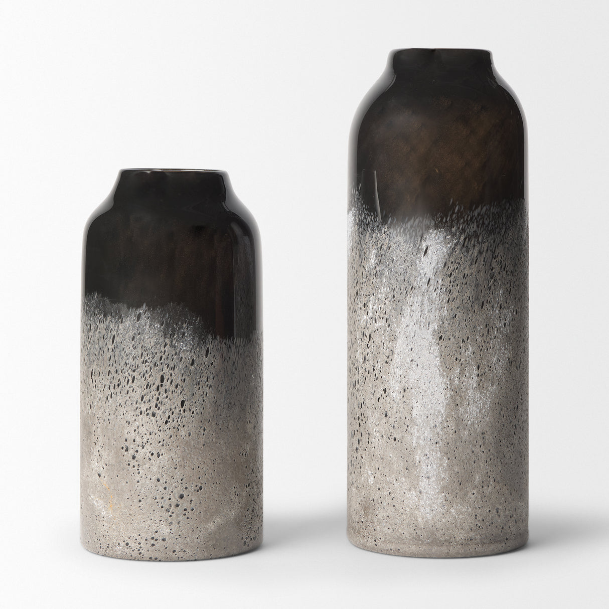 Emu Short Black w/ Gray Vase from Mercana - Luna Furniture