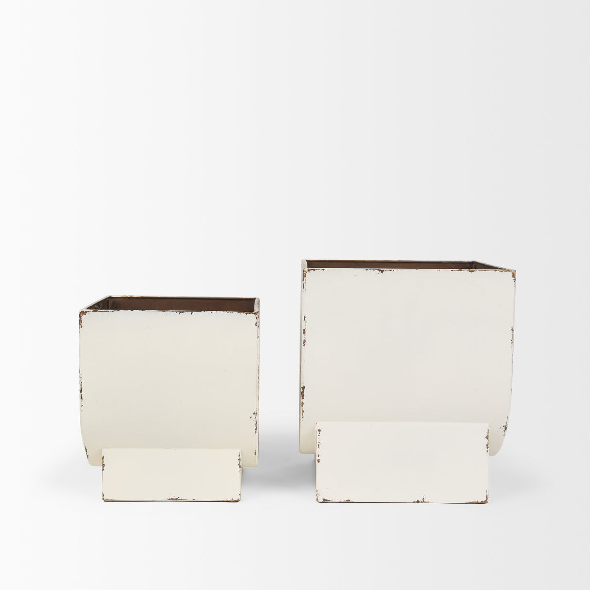 Medina Off White w/ Gold Antiquing Metal Planters (Set of 2) from Mercana - Luna Furniture