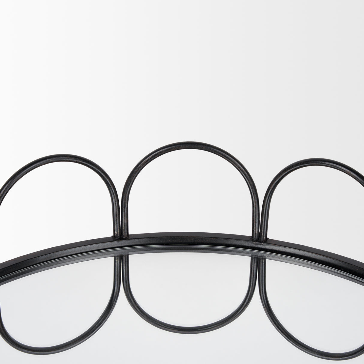 Lenore Round Metal/Mirror Tray Black (Set of 2) from Mercana - Luna Furniture