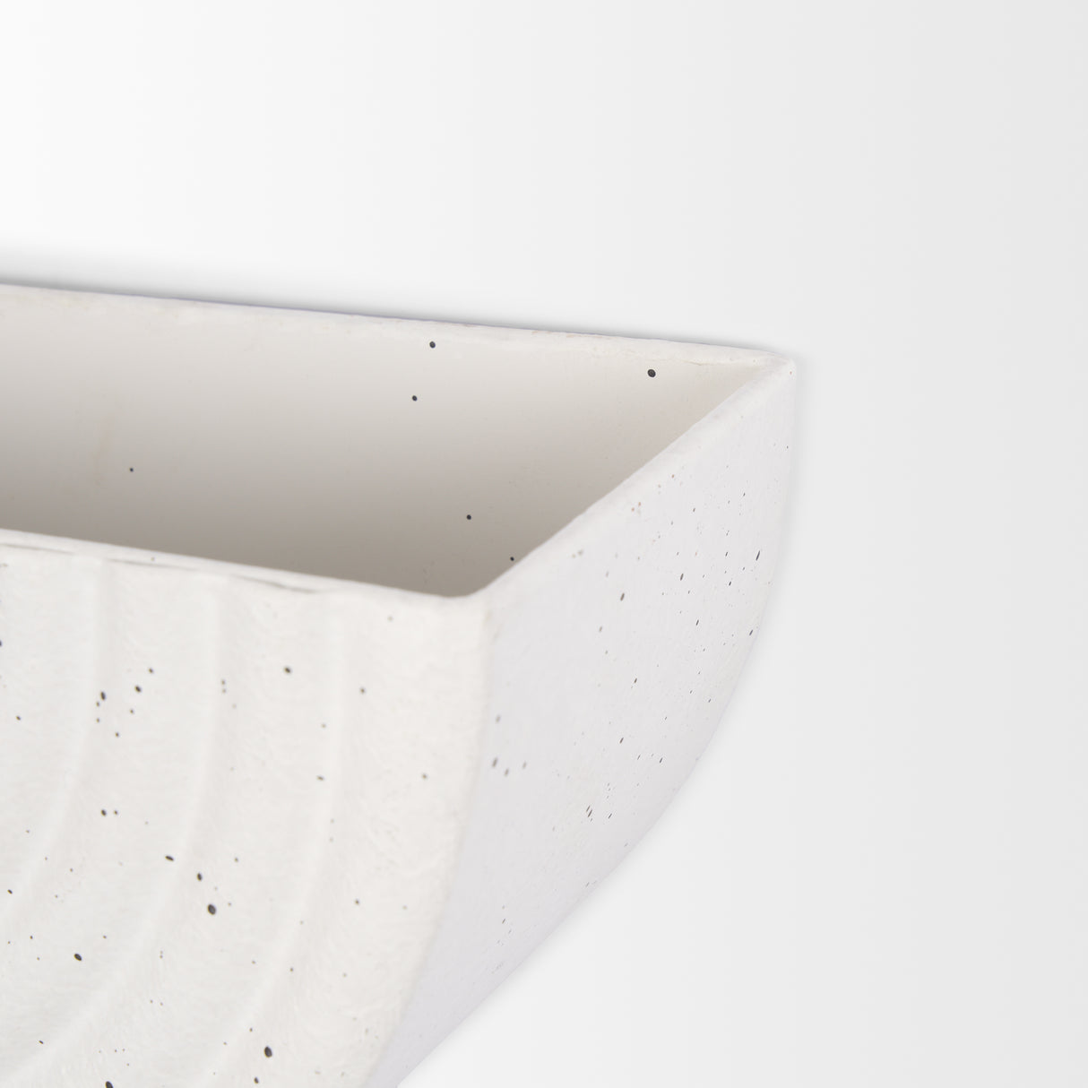 Shilo Matte White Metal Hanging Wall Planter (Set of 2) from Mercana - Luna Furniture