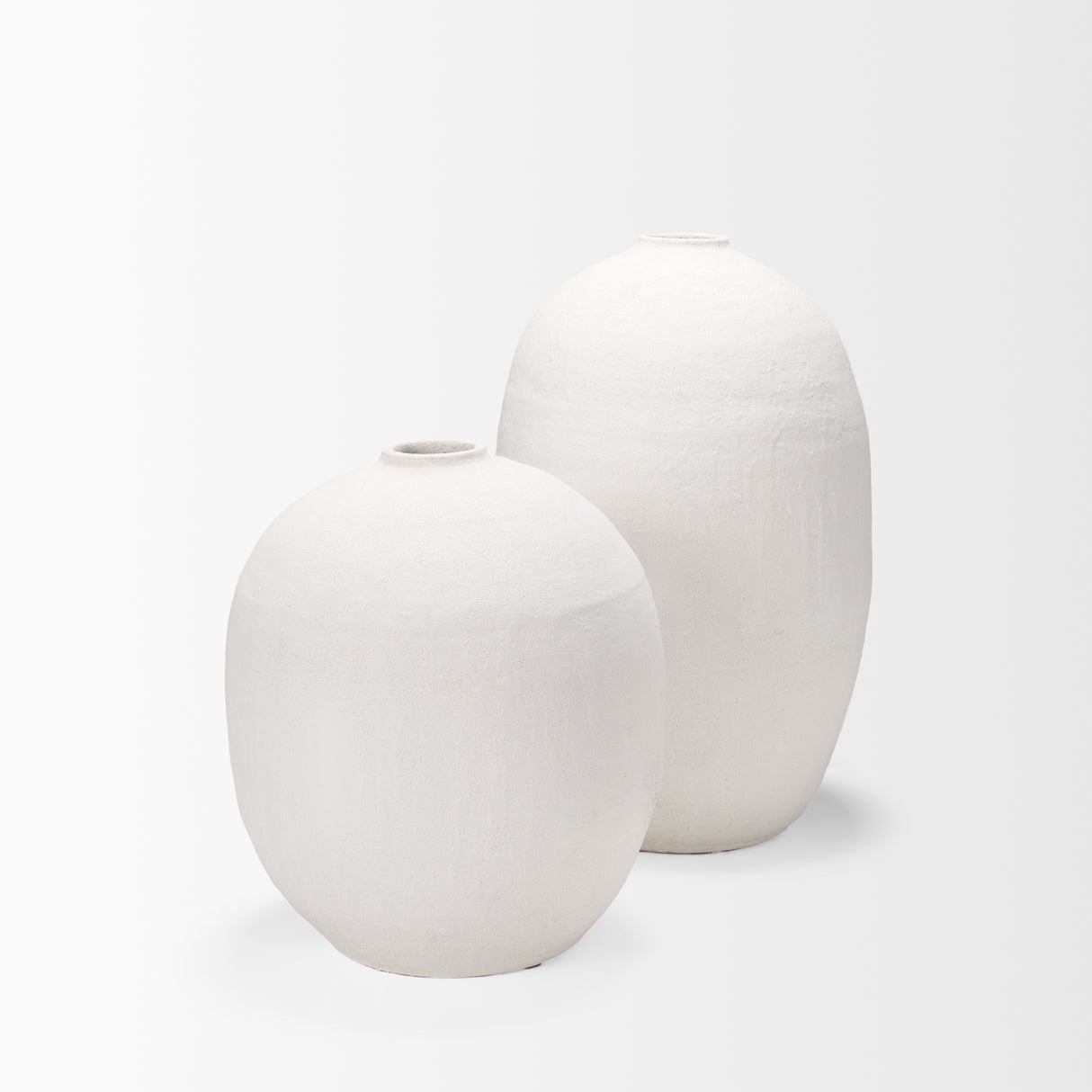 Karakum I Short White Textured Ceramic Vase from Mercana - Luna Furniture