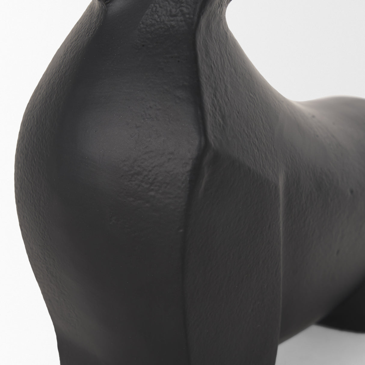 Radu Small Matte Black Metal Bull Decorative Object from Mercana - Luna Furniture