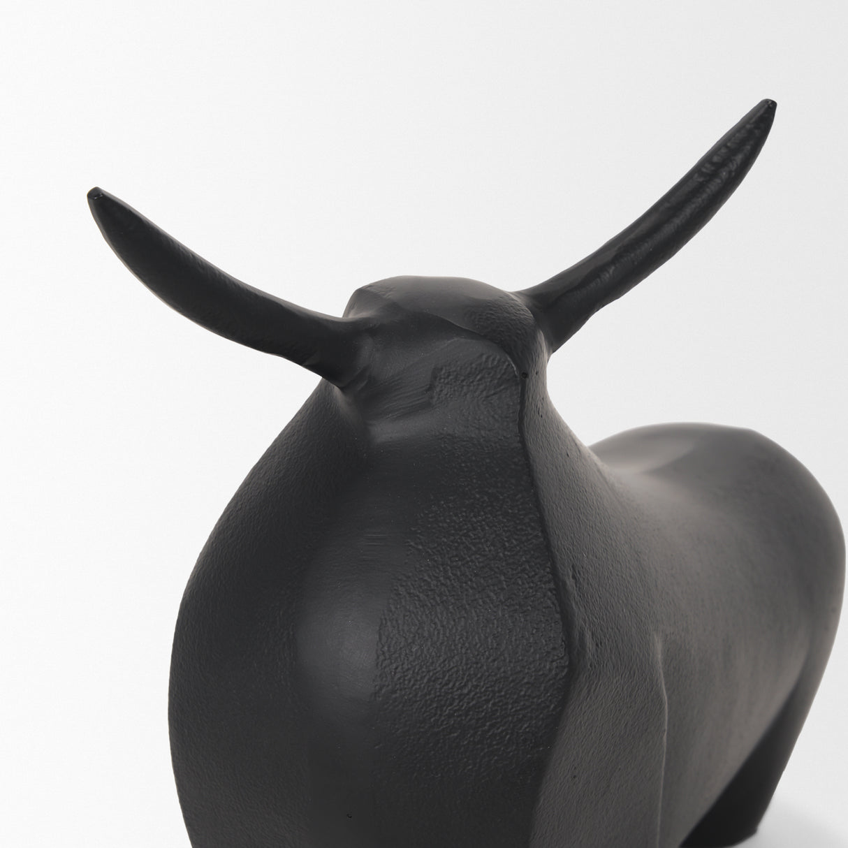Radu Large Matte Black Metal Bull Decorative Object from Mercana - Luna Furniture