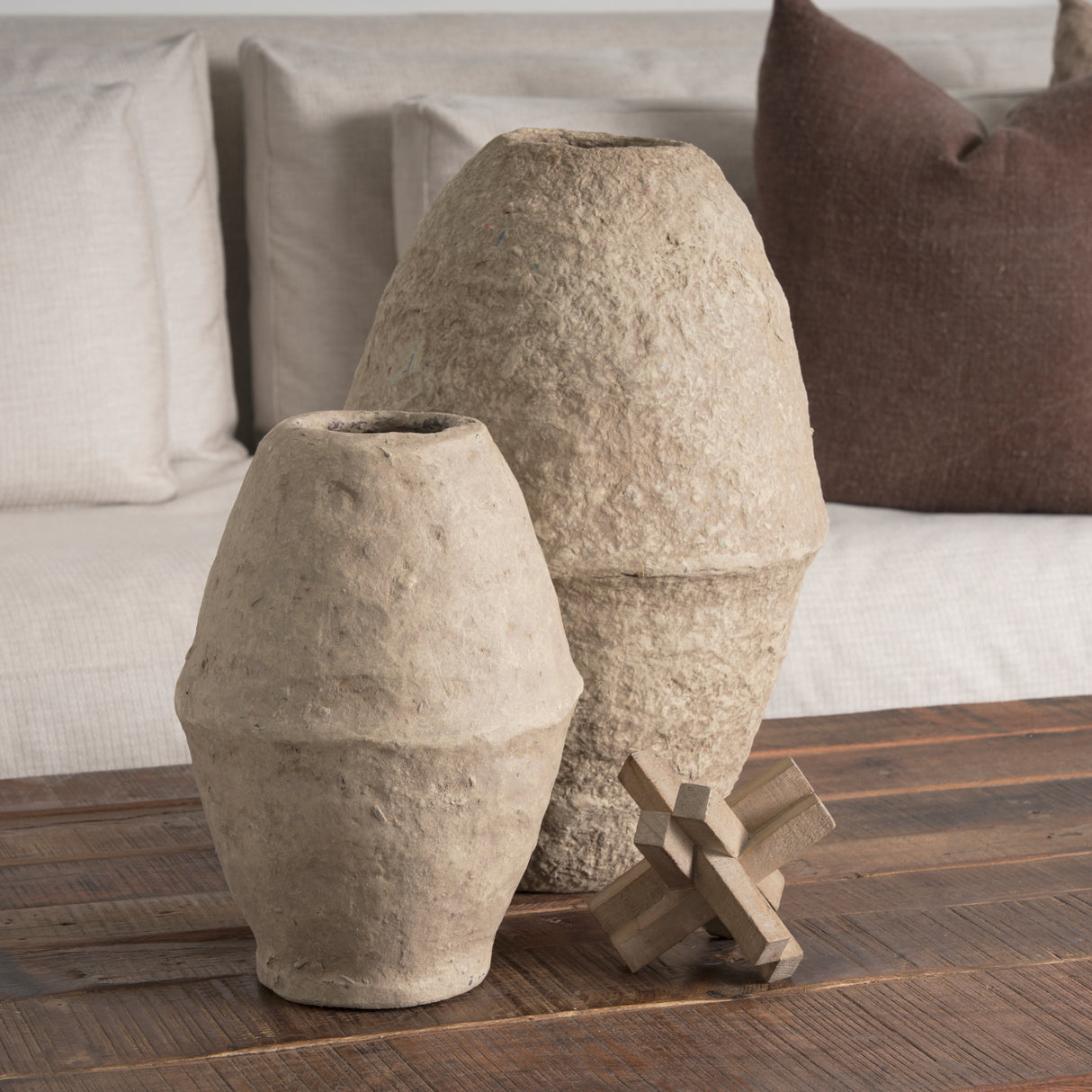 Vega II (Large) 7L x 7W Natural Wood Jack Object from Mercana - Luna Furniture