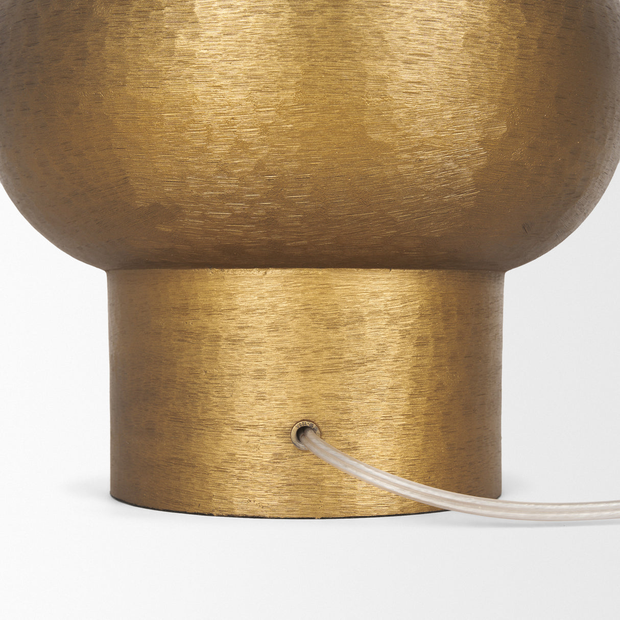 Salaah Antique Gold Brushed Metal w/ Cream Shade Table Lamp from Mercana - Luna Furniture