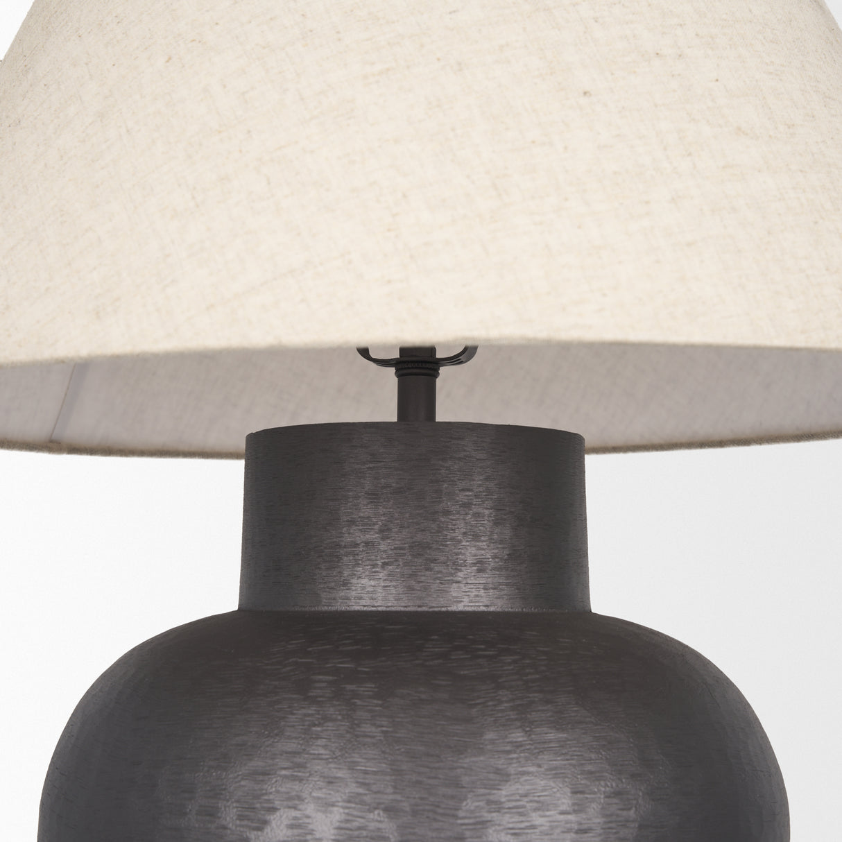 Salaah Black Brushed Metal w/ Beige Shade Table Lamp from Mercana - Luna Furniture