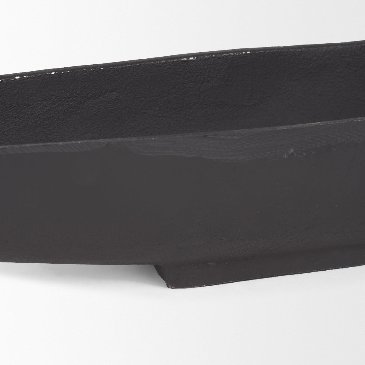 Piero Small Matte Black Metal Decorative Bowl from Mercana - Luna Furniture