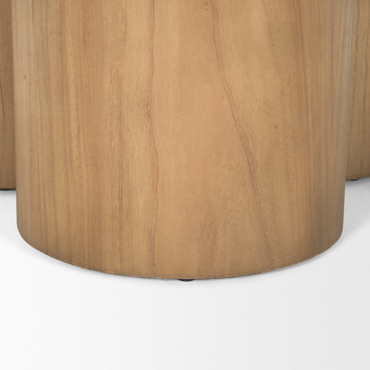 Tavi Medium Brown Round Coffee Table from Mercana - Luna Furniture