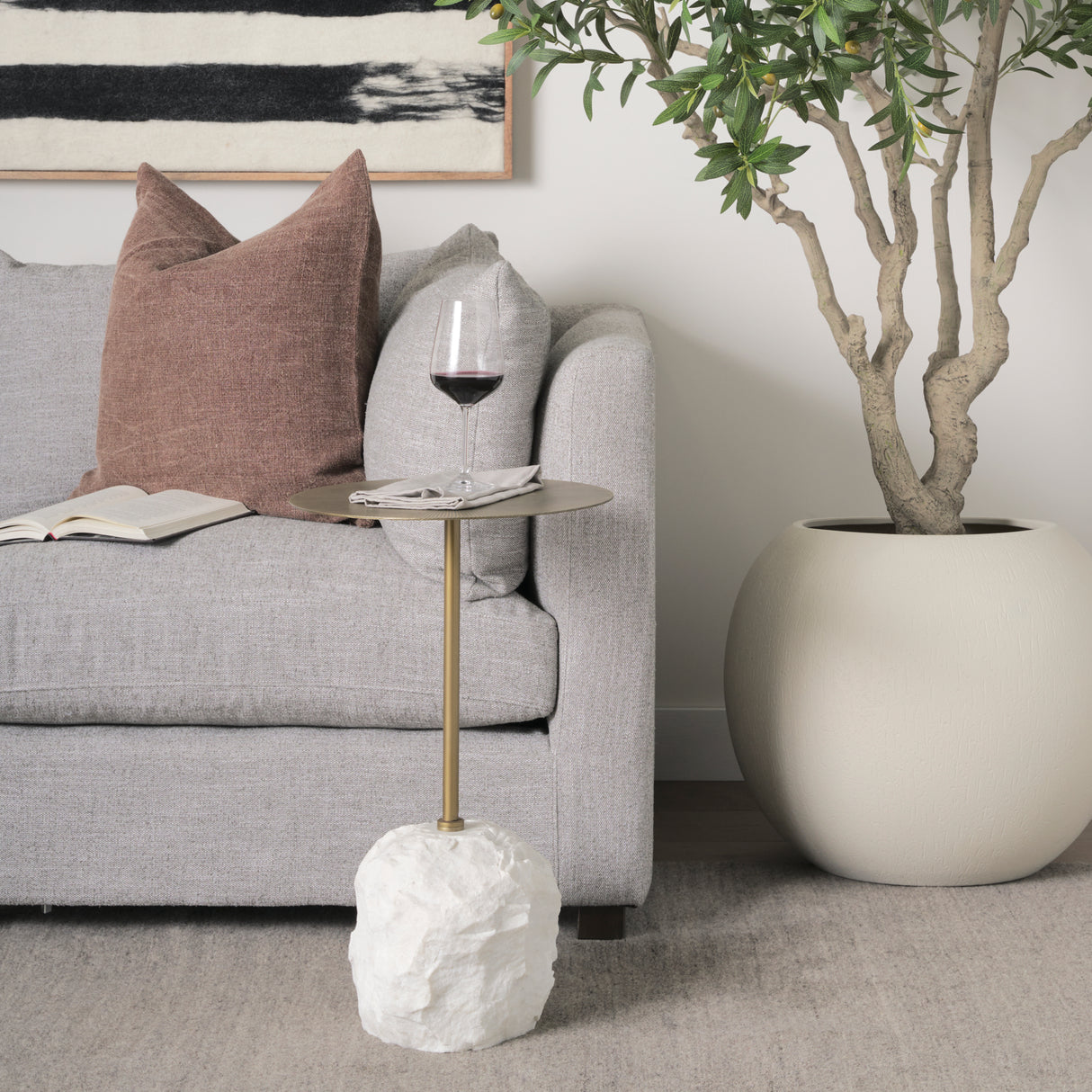 Rini Gold Metal and White Marble Accent Table from Mercana - Luna Furniture