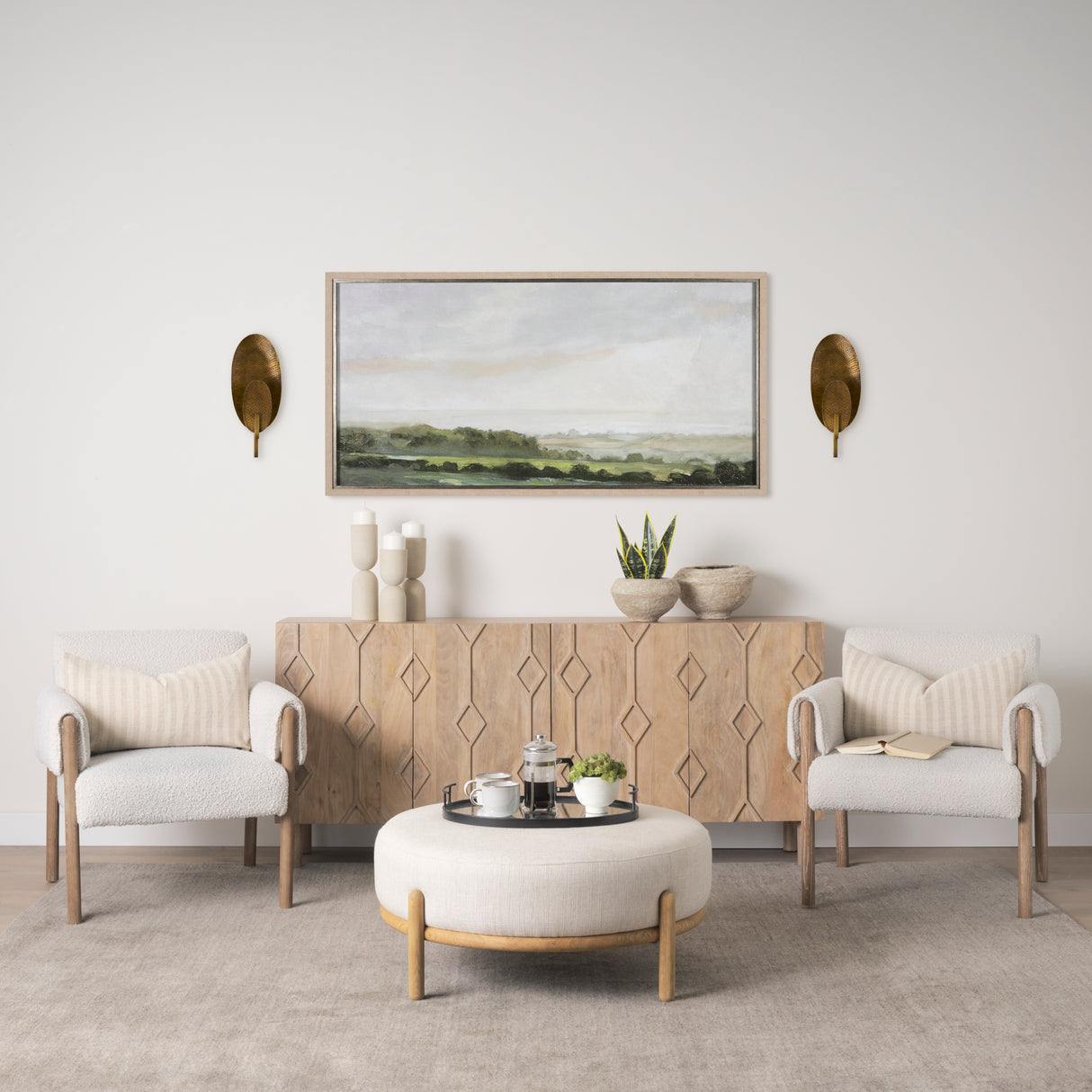 Clarence 7.0L x 5.3W x 17.0H Metal Hammered Gold Round Wall Sconce from Mercana - Luna Furniture