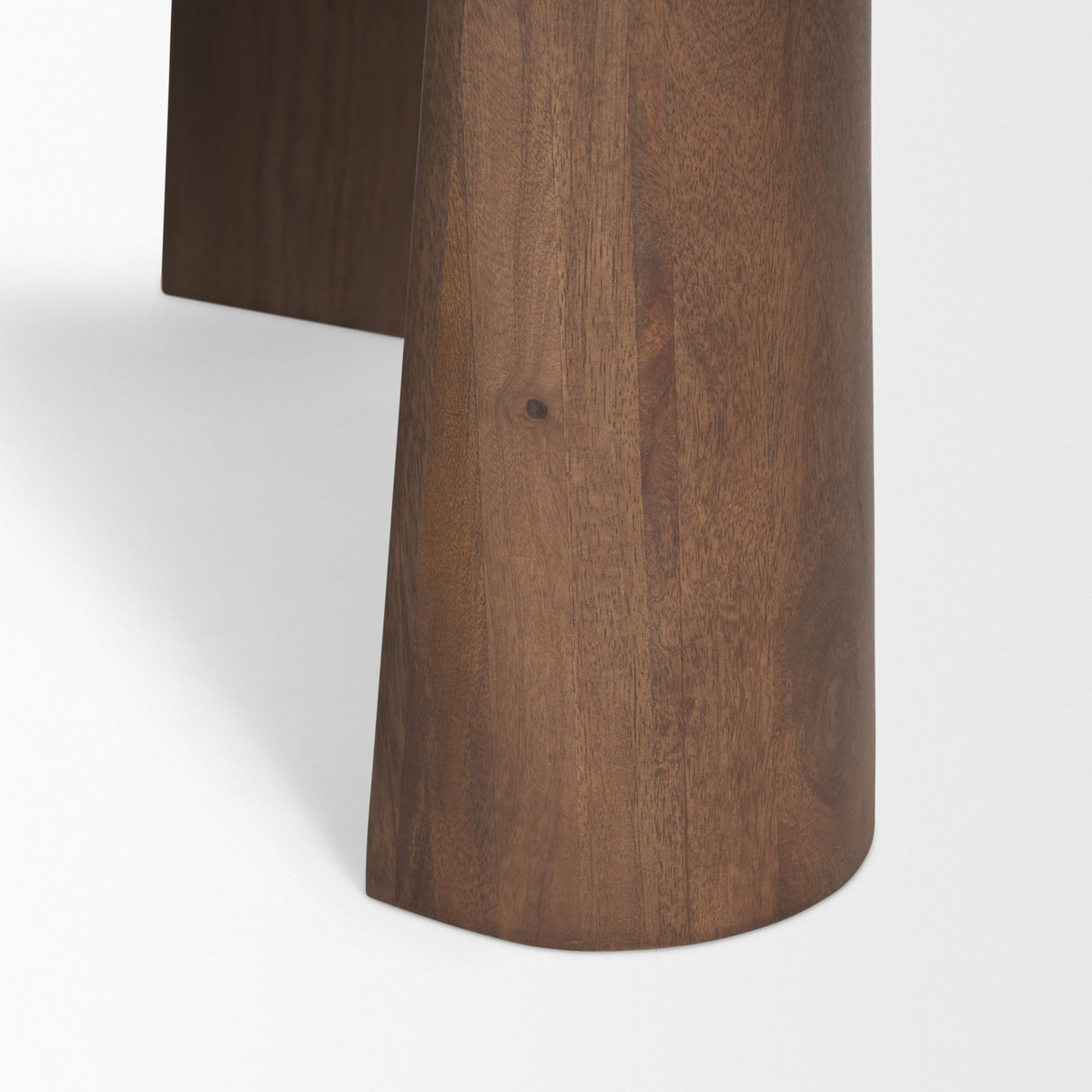 Tammar Round Wood w/ Tapered Legs Coffee Table from Mercana - Luna Furniture