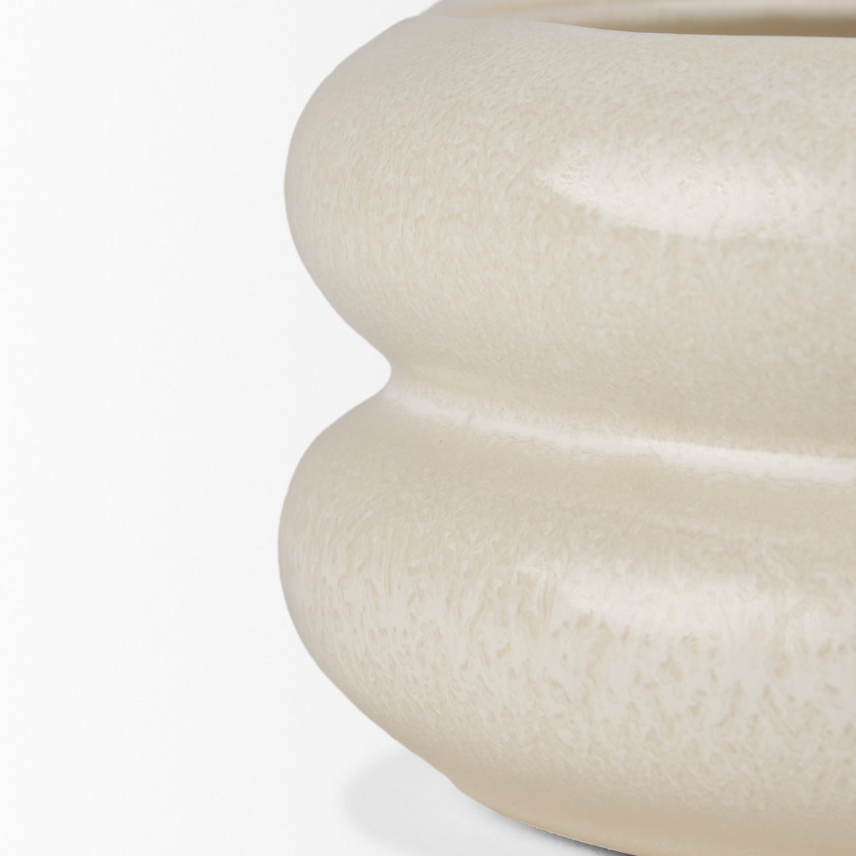 Twyla Short Cream Glazed Ring Pot from Mercana - Luna Furniture