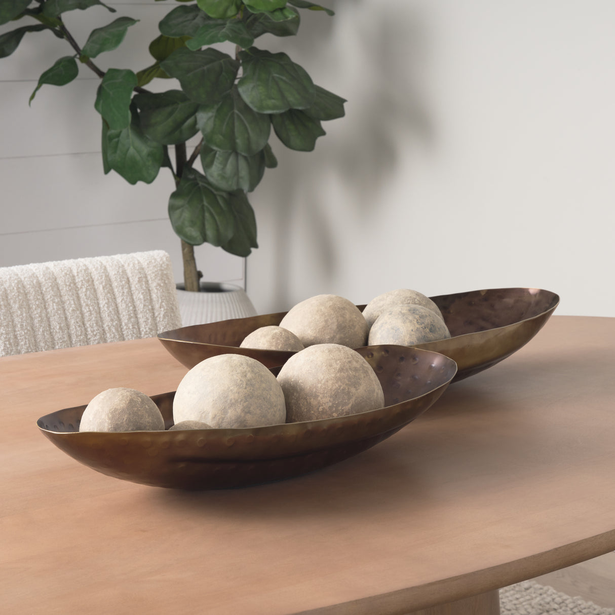 Karmen (Set of 2) Gold Hammered Oversized Bowls from Mercana - Luna Furniture