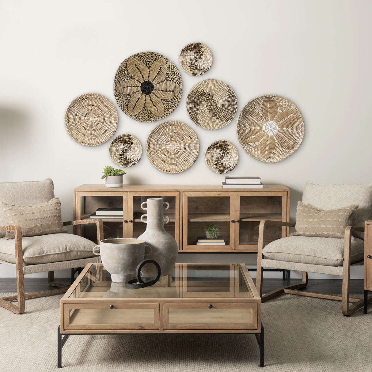Avel 18.0L x 18.0W x 3.0H Light Brown Seagrass W/Dark Brown String Round Wall Hanging Plate from Mercana - Luna Furniture