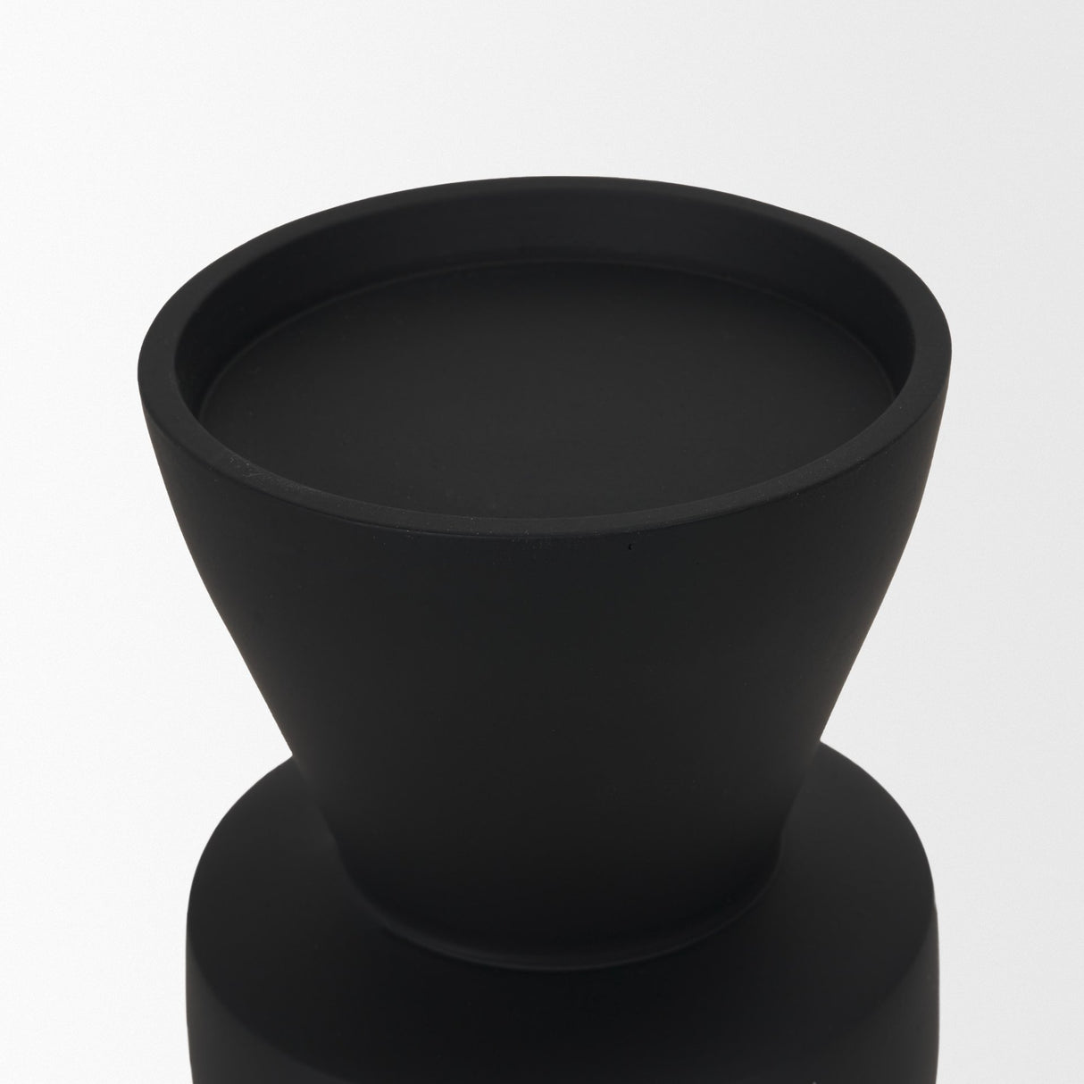 Odilia Small Smooth Matte Black Metal Geometric Pillar Candle Holder from Mercana - Luna Furniture